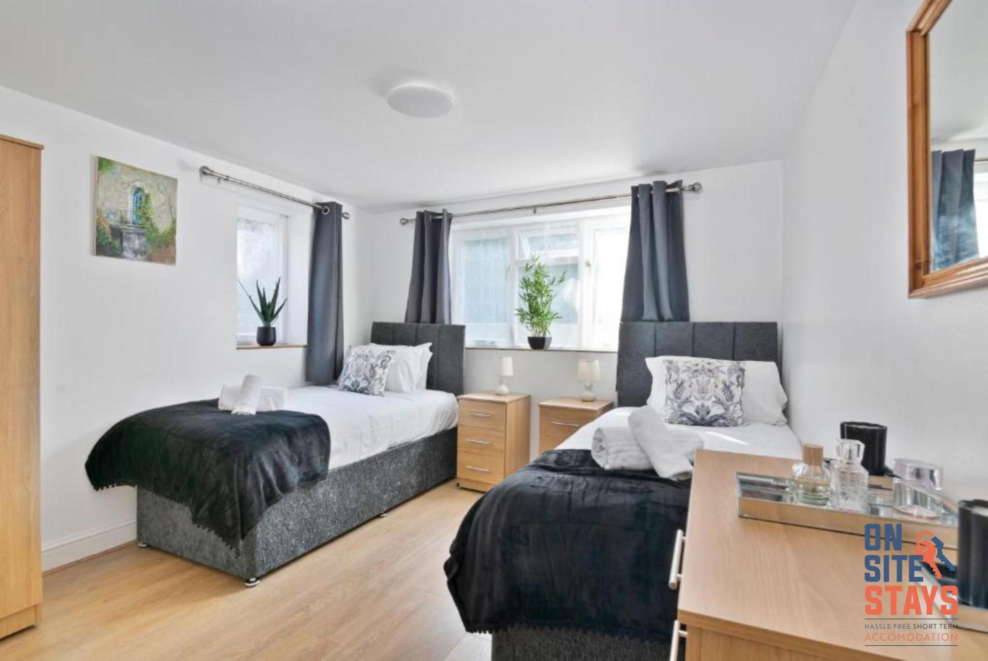 Apartamento Onsitestays - Tranquil 2 Bedroom With Large Kitchen, Private Garden Near Wimbledon Station Londres